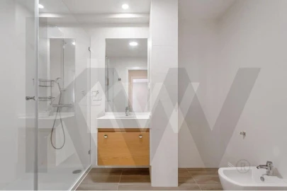 Apartamento T3 para Arrendamento em Oeiras e São Julião da Barra, Paço de Arcos e Caxias