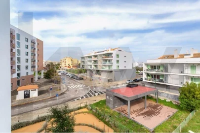 Apartamento T3 para Arrendamento em Oeiras e São Julião da Barra, Paço de Arcos e Caxias