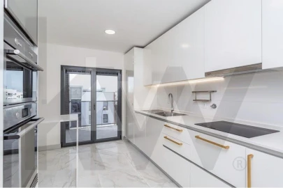Apartamento T3 para Arrendamento em Oeiras e São Julião da Barra, Paço de Arcos e Caxias