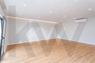 Apartamento T3 para Arrendamento em Oeiras e São Julião da Barra, Paço de Arcos e Caxias