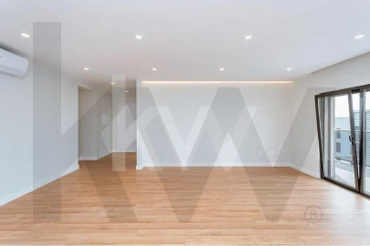 Apartamento T3 para Arrendamento em Oeiras e São Julião da Barra, Paço de Arcos e Caxias