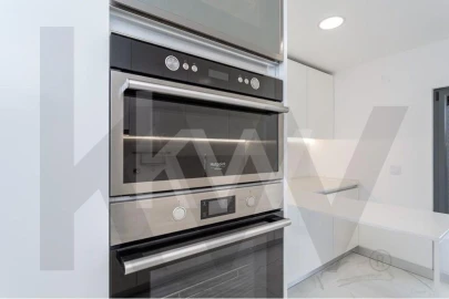 Apartamento T3 para Arrendamento em Oeiras e São Julião da Barra, Paço de Arcos e Caxias