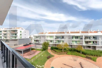 Apartamento T3 para Arrendamento em Oeiras e São Julião da Barra, Paço de Arcos e Caxias