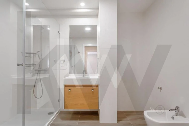 Apartamento T3 para Arrendamento em Oeiras e São Julião da Barra, Paço de Arcos e Caxias Foto 44