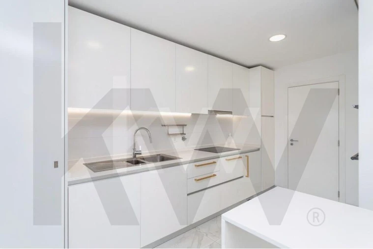 Apartamento T3 para Arrendamento em Oeiras e São Julião da Barra, Paço de Arcos e Caxias Foto 9