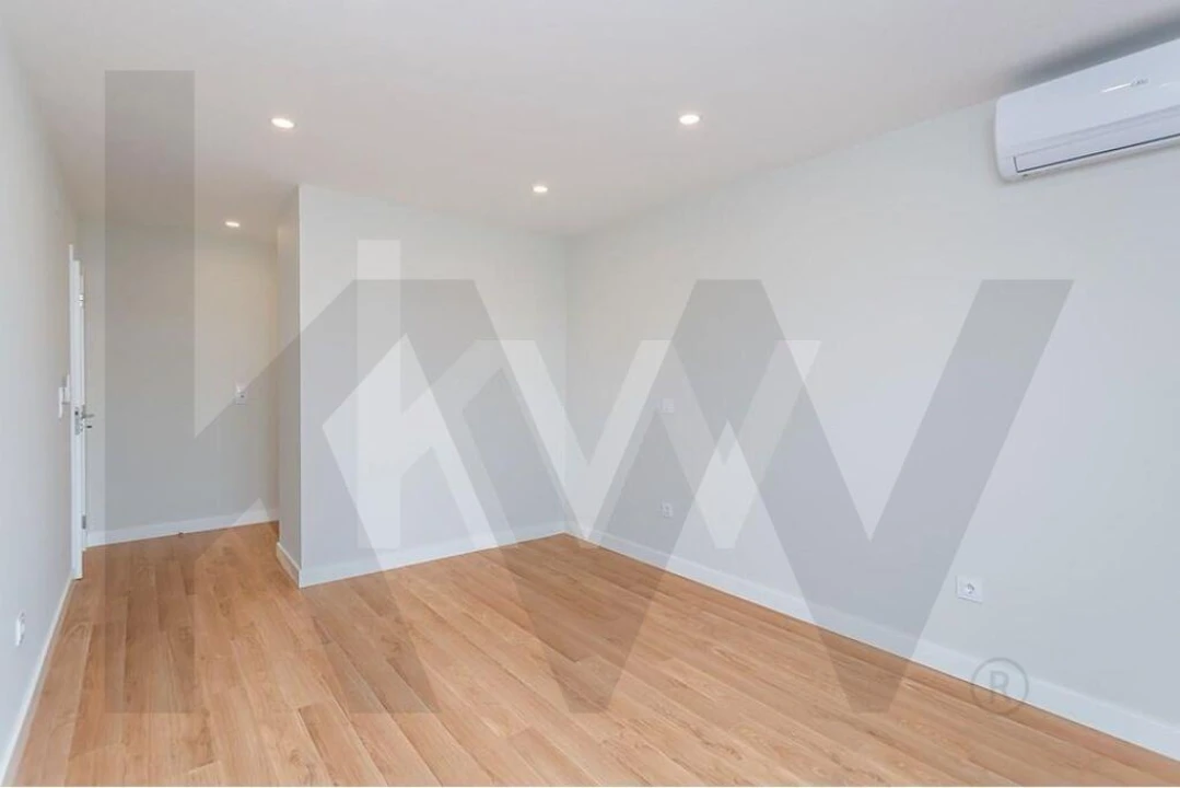 Apartamento T3 para Arrendamento em Oeiras e São Julião da Barra, Paço de Arcos e Caxias Foto 41