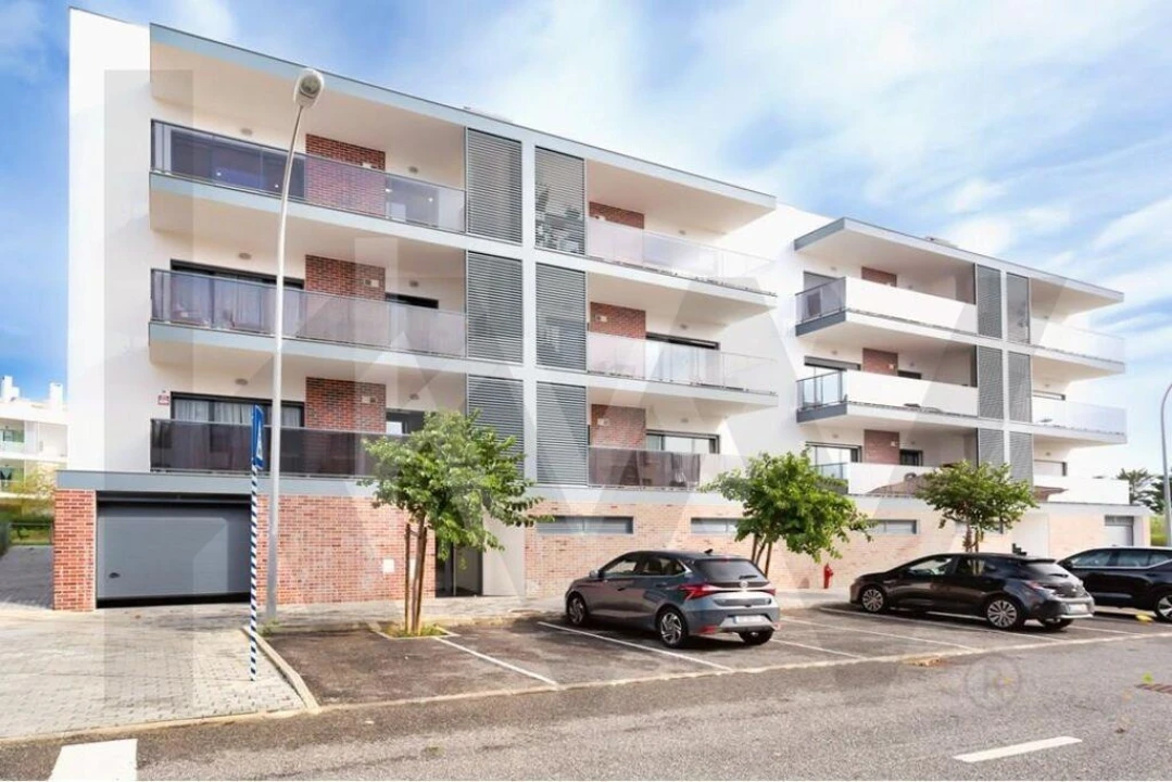 Apartamento T3 para Arrendamento em Oeiras e São Julião da Barra, Paço de Arcos e Caxias Foto 25