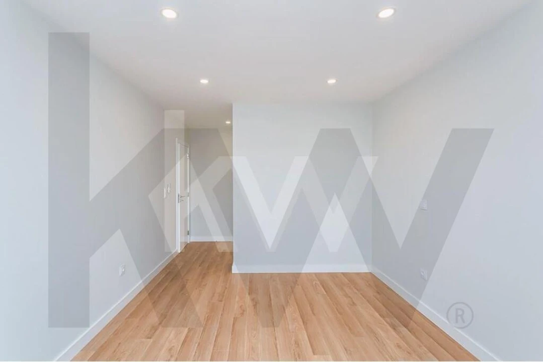 Apartamento T3 para Arrendamento em Oeiras e São Julião da Barra, Paço de Arcos e Caxias Foto 40