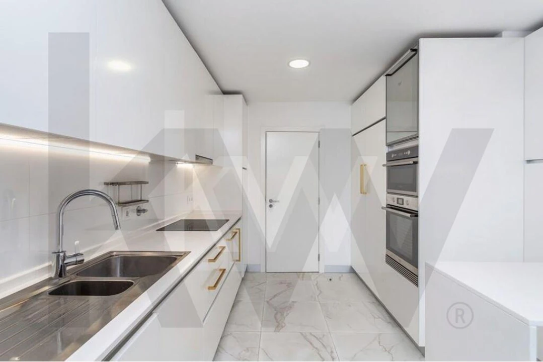 Apartamento T3 para Arrendamento em Oeiras e São Julião da Barra, Paço de Arcos e Caxias Foto 10