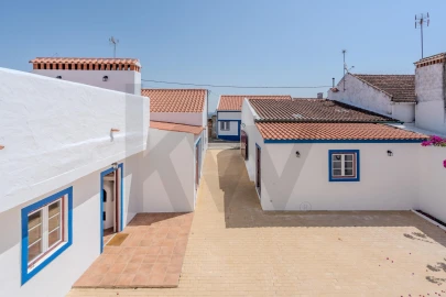 Moradia T9 para Venda em Gavião e Atalaia
