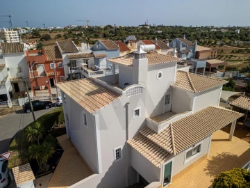 Moradia T5 para Venda em Alvor