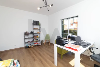 Moradia T5 para Venda em Alvor