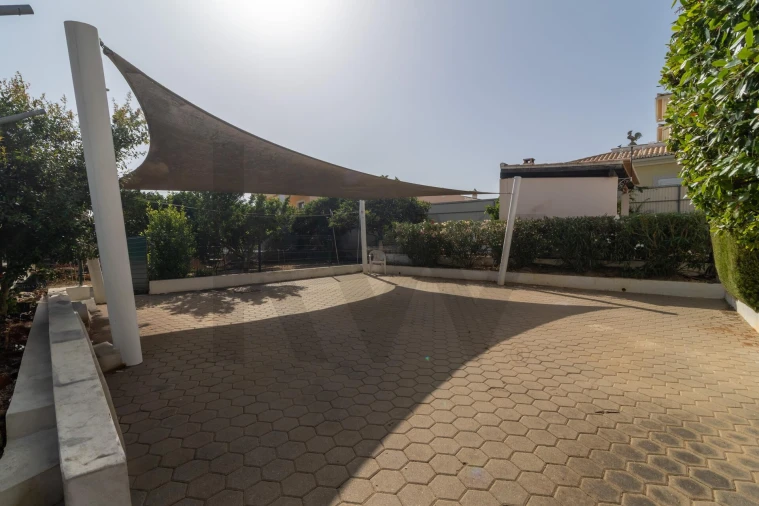 Moradia T5 para Venda em Alvor Foto 28