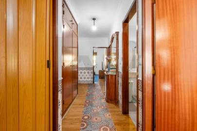 Apartamento T2 para Venda em Ramada e Caneças