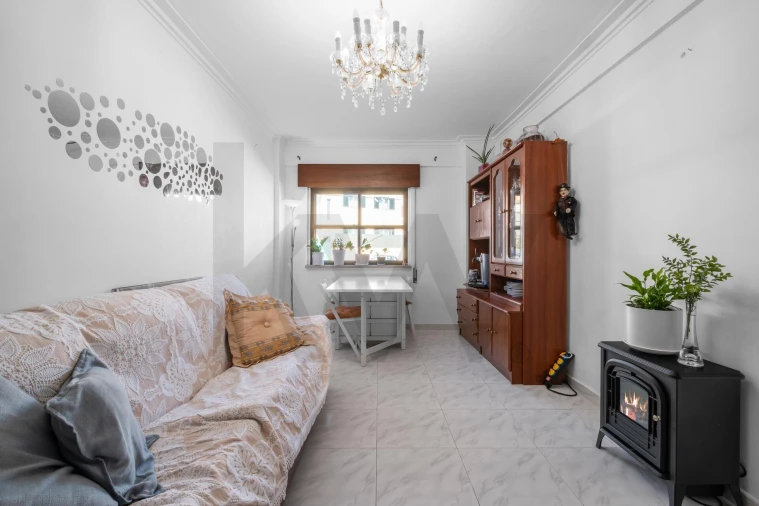 Apartamento T2 para Venda em Ramada e Caneças Foto 20