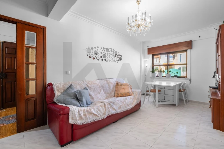 Apartamento T2 para Venda em Ramada e Caneças Foto 19