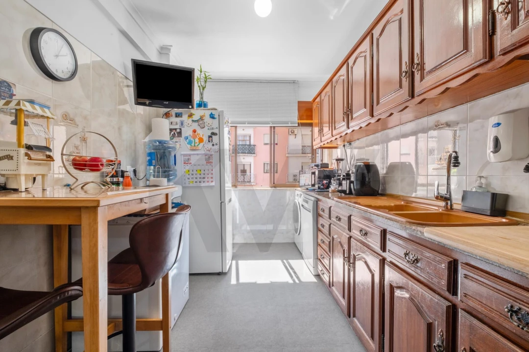 Apartamento T2 para Venda em Ramada e Caneças Foto 5