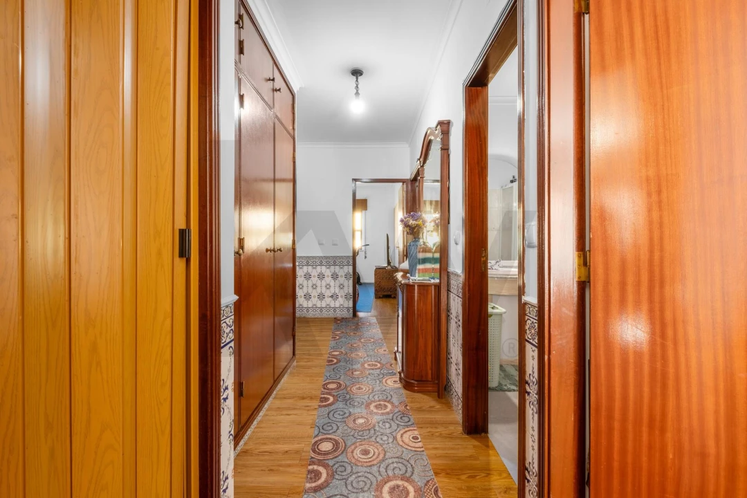 Apartamento T2 para Venda em Ramada e Caneças Foto 3