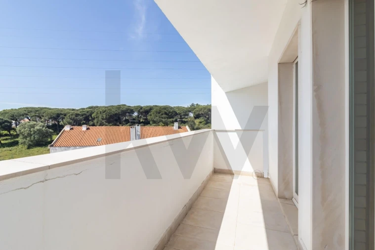 Moradia T3 para Venda em Charneca de Caparica e Sobreda Foto 18