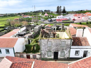 Moradia T3 para Venda em Vila do Porto