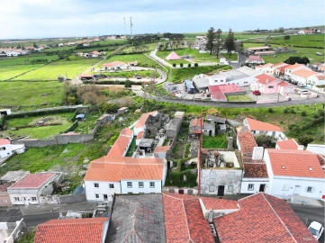 Moradia T3 para Venda em Vila do Porto