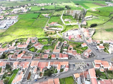 Moradia T3 para Venda em Vila do Porto