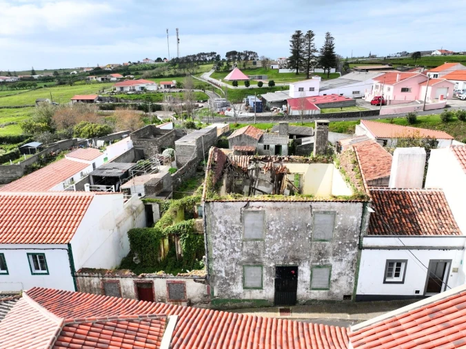 Moradia T3 para Venda em Vila do Porto