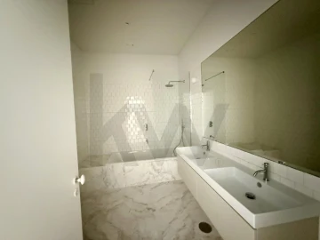 Apartamento T2 para Arrendamento em Beato