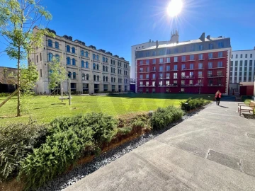 Apartamento T2 para Arrendamento em Beato