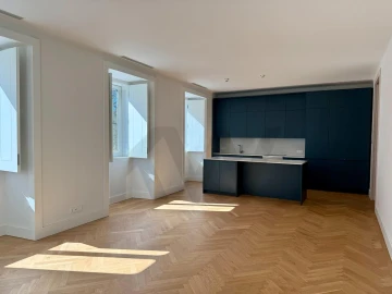 Apartamento T2 para Arrendamento em Beato