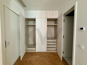 Apartamento T2 para Arrendamento em Beato