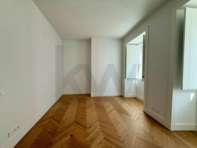 Apartamento T2 para Arrendamento em Beato Foto 9
