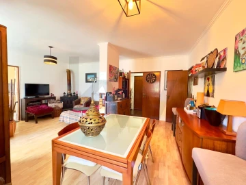 Apartamento T2 para Venda em São Domingos de Rana