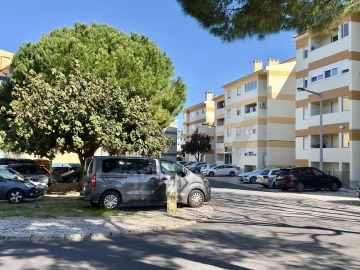 Apartamento T2 para Venda em São Domingos de Rana