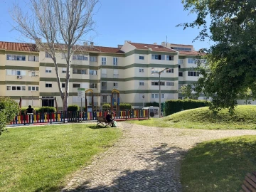 Apartamento T2 para Venda em São Domingos de Rana