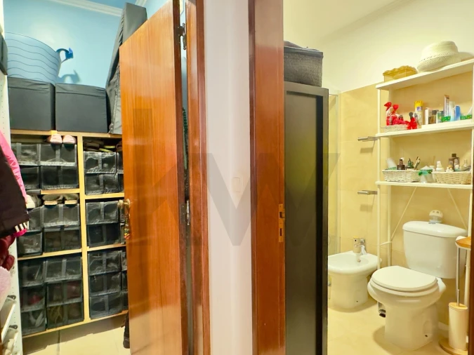 Apartamento T2 para Venda em São Domingos de Rana Foto 26