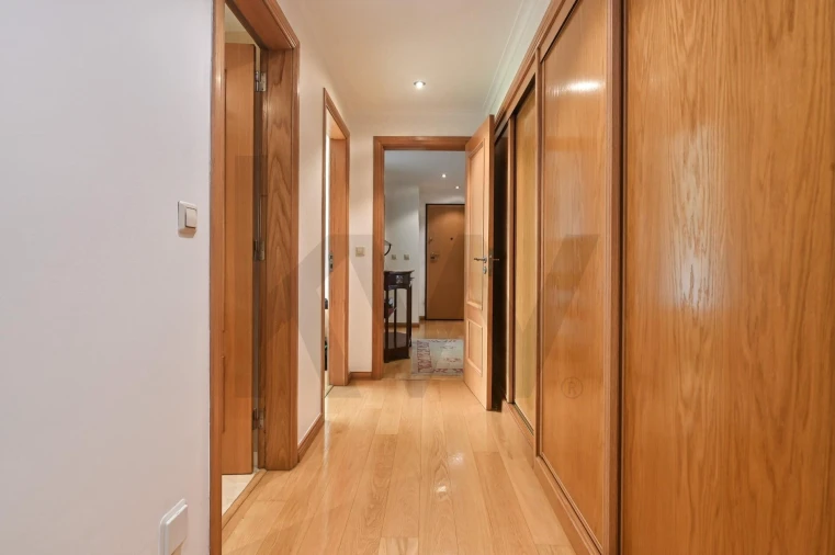 Apartamento T3 para Venda em Oeiras e São Julião da Barra, Paço de Arcos e Caxias Foto 5