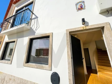 Moradia T2 para Arrendamento em Cascais e Estoril