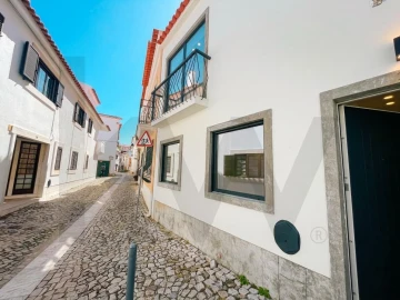 Moradia T2 para Arrendamento em Cascais e Estoril