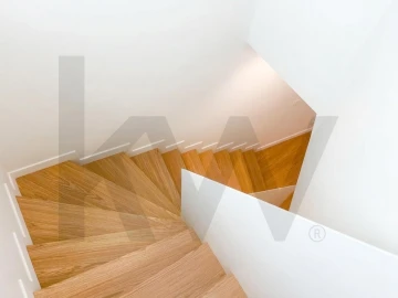 Moradia T2 para Arrendamento em Cascais e Estoril