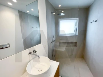 Moradia T2 para Arrendamento em Cascais e Estoril