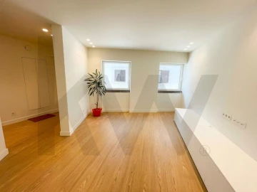 Moradia T2 para Arrendamento em Cascais e Estoril