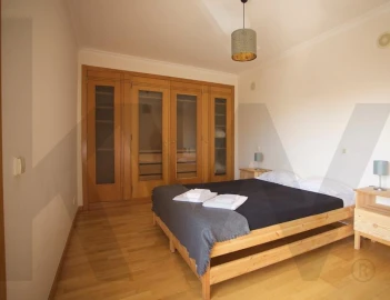 Apartamento T3 para Venda em Sacavém e Prior Velho