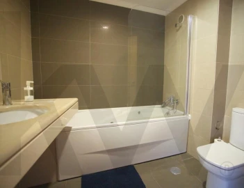 Apartamento T3 para Venda em Sacavém e Prior Velho