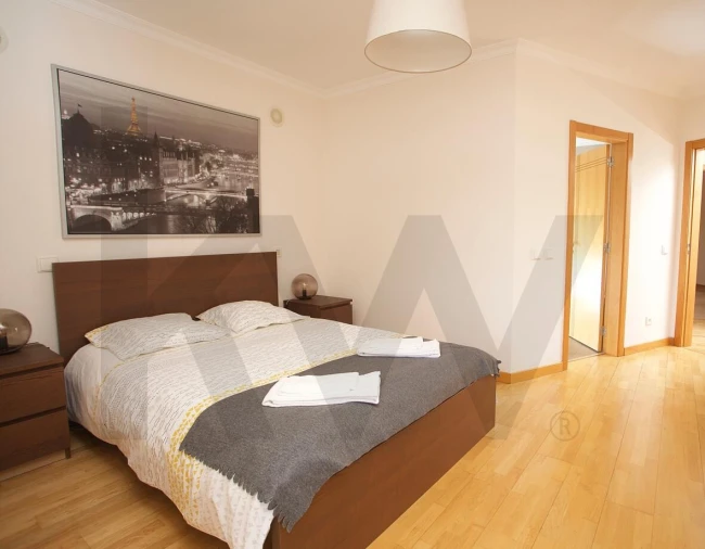 Apartamento T3 para Venda em Sacavém e Prior Velho Foto 23