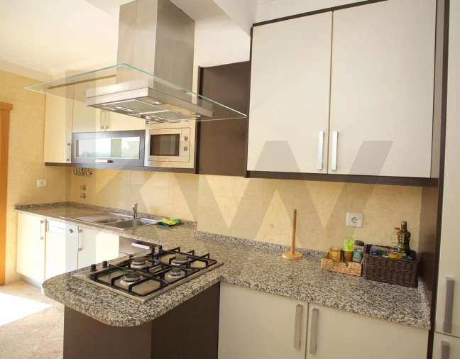 Apartamento T3 para Venda em Sacavém e Prior Velho Foto 19