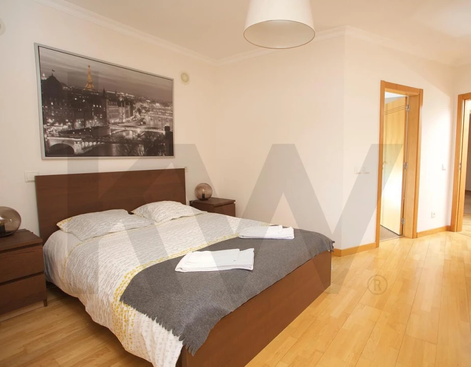 Apartamento T3 para Venda em Sacavém e Prior Velho Foto 23