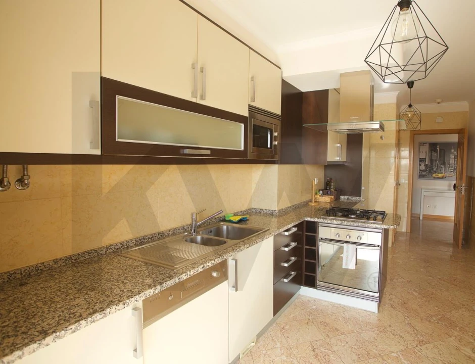 Apartamento T3 para Venda em Sacavém e Prior Velho Foto 18