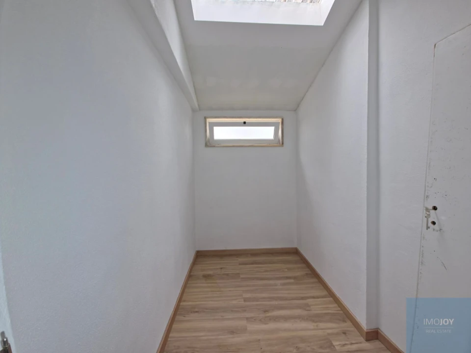 Moradia T5 para Venda em Cacém e São Marcos Foto 28