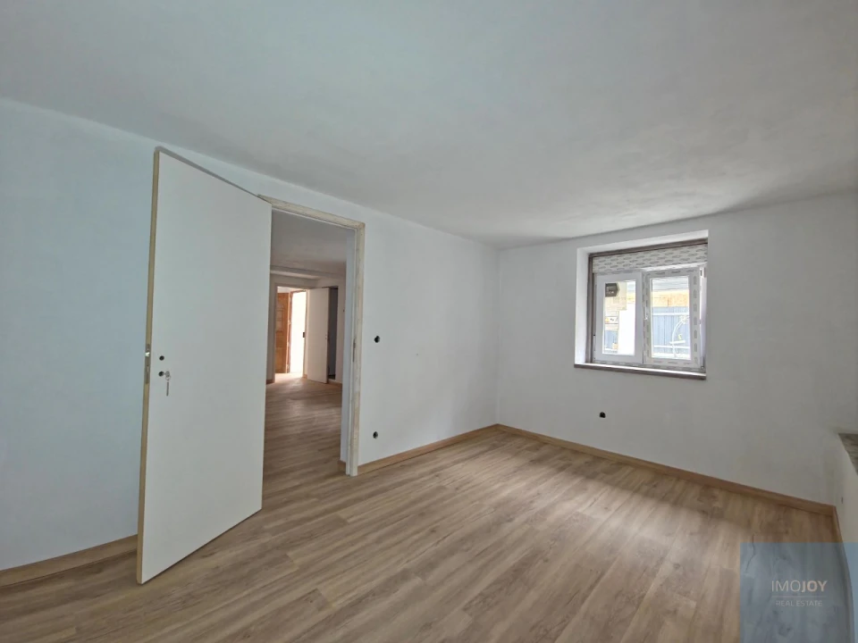 Moradia T5 para Venda em Cacém e São Marcos Foto 35